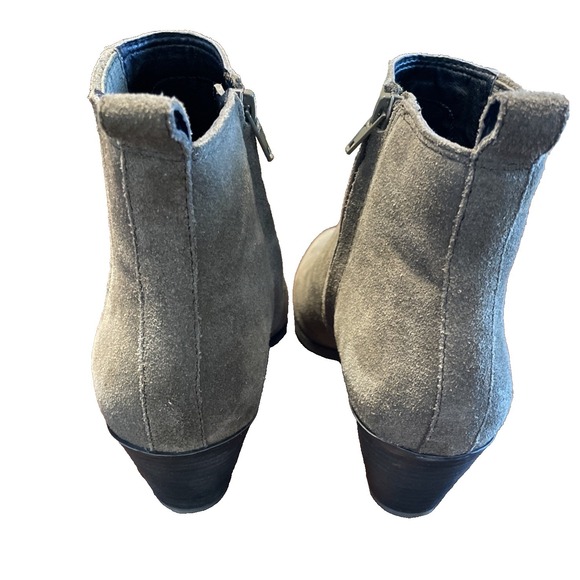 Frye & Co Jacy Chelsea Ankle 9.5 Bootie Leather Suede Olive Green Side Zip 70738 - Picture 4 of 6